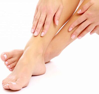 Well saddened healthy legs without mushroom